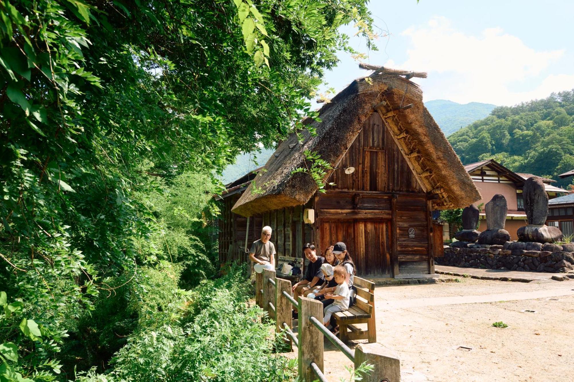Fav Lux Hida Takayama Hotel Takayama  Exterior photo
